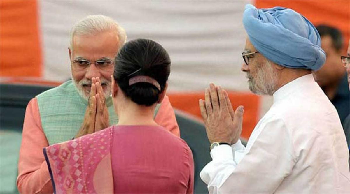 Winter Session: PM Modi invites Sonia, Manmohan for tea